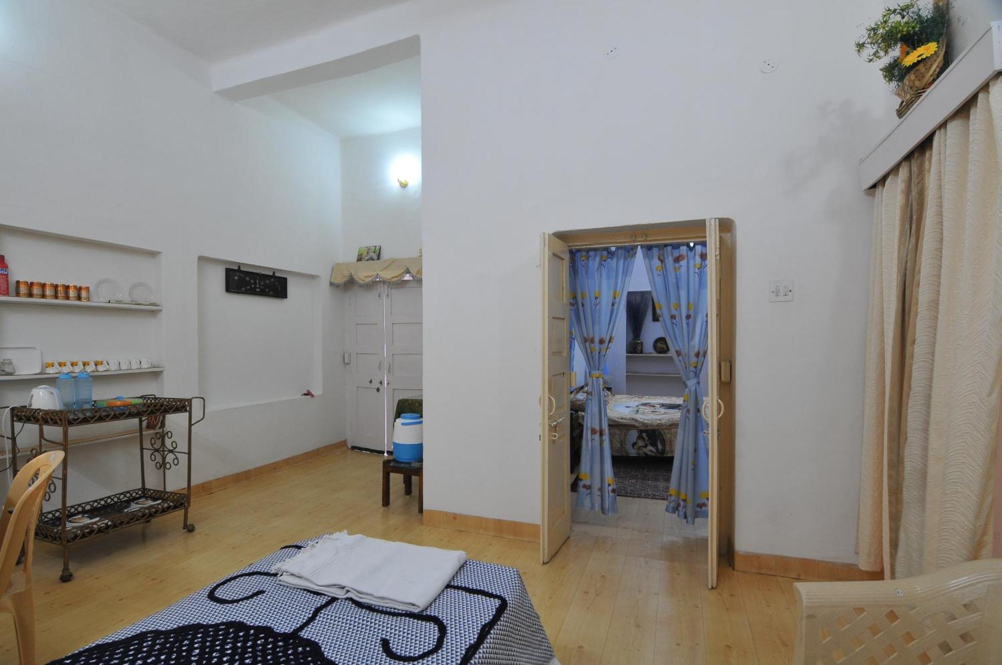 Jheelam Homestay Bhopal Zimmer foto